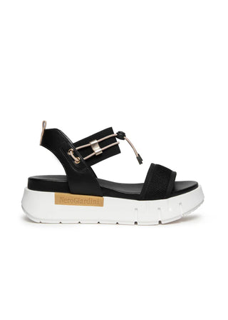 NeroGiardini Sandali Flatform