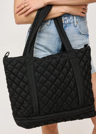 Urban Expressions Lanya Quilted Nylon Travel Tote